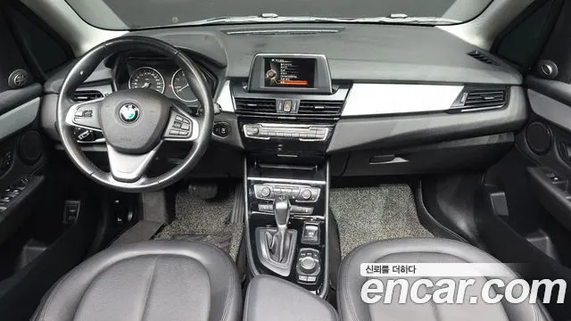BMW 2 SERIES ACTIVE TOURER 2015 — 100 730 км, чёрный, Корея — под ключ — фото 7