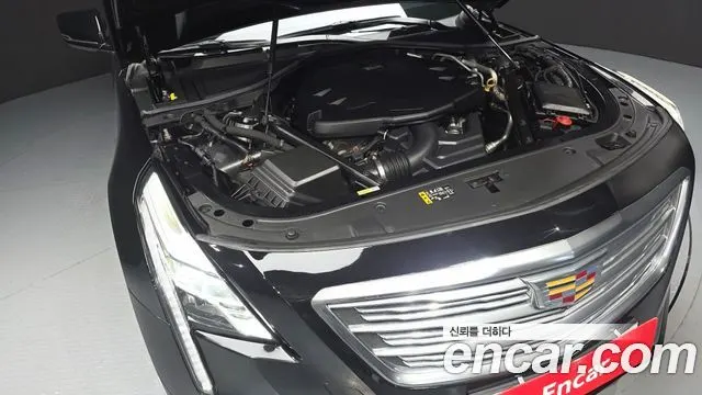 CADILLAC CT6 2018 — 106 727 км, чёрный, Корея — под ключ — фото 6