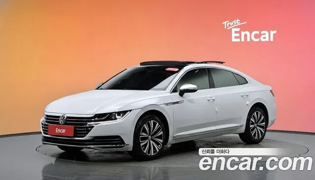 VOLKSWAGEN ARTEON 2019 — 60 122 км, белый, Корея — под ключ — фото 2
