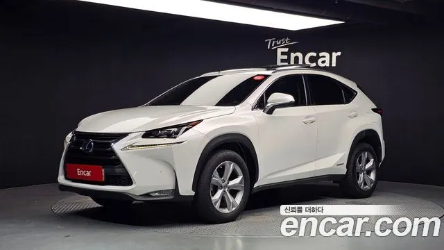LEXUS NX300H 2017