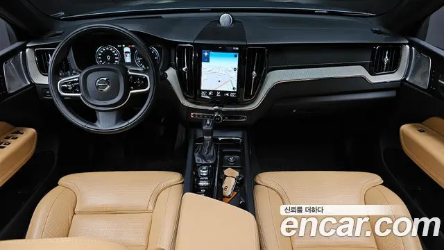 VOLVO XC60 2019 — 115 630 км, серебристо-серый, Корея — под ключ — фото 7