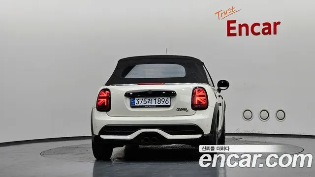 MINI COOPER S CONVERTIBLE 2023 — 101 015 км, белый-перламутр, Корея — под ключ — фото 4