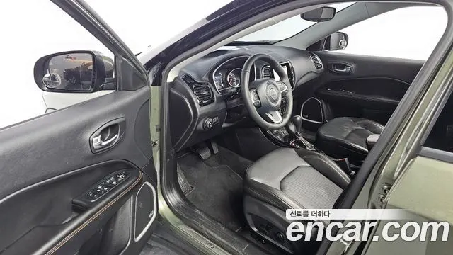 JEEP COMPASS 2019 — 41 819 км, зелёный, Корея — под ключ — фото 11