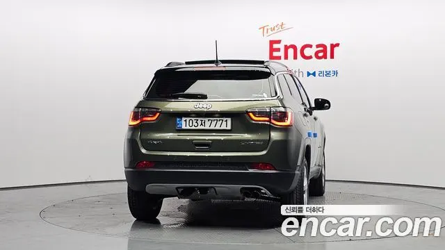 JEEP COMPASS 2019 — 41 819 км, зелёный, Корея — под ключ — фото 4