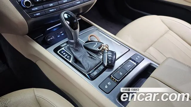 HYUNDAI GENESIS DH 2016 — 151 155 км, светло-серебристый, Корея — под ключ — фото 9