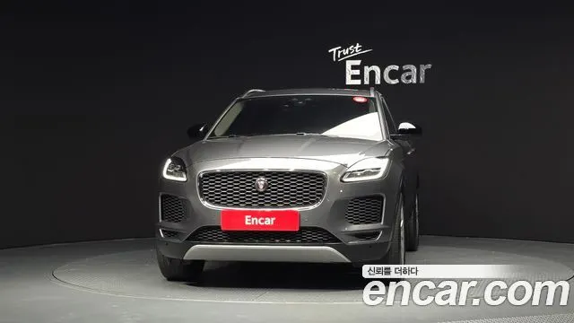 JAGUAR E-PACE 2019 — 108 435 км, серебристо-серый, Корея — под ключ — фото 3