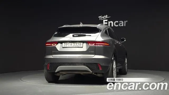 JAGUAR E-PACE 2019 — 108 435 км, серебристо-серый, Корея — под ключ — фото 4
