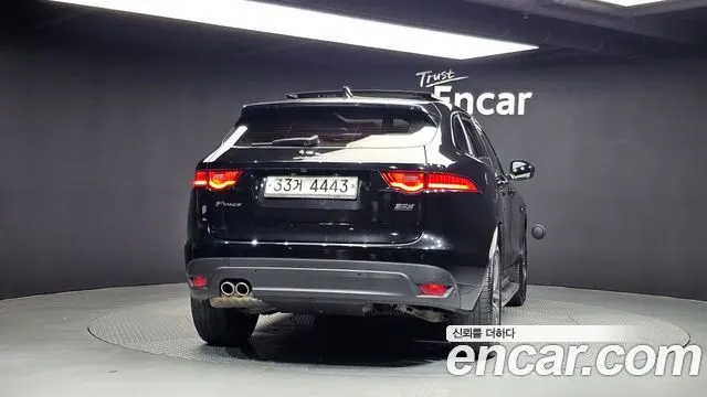 JAGUAR F-PACE 2017 — 92 038 км, чёрный, Корея — под ключ — фото 4
