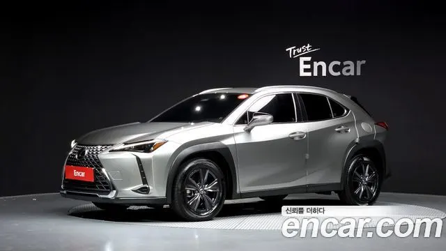 LEXUS UX300H — из Кореи под ключ