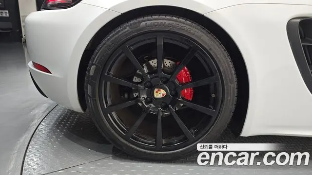 PORSCHE 718 BOXSTER 2017 — 88 950 км, белый, Корея — под ключ — фото 5