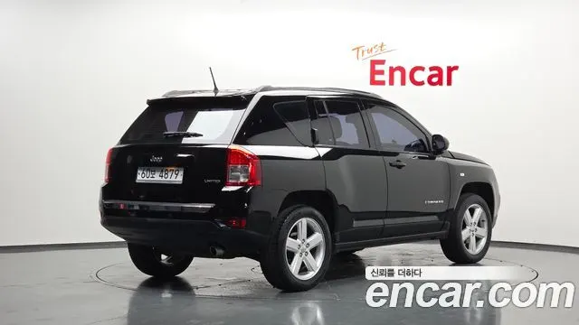 JEEP COMPASS 2012 — 127 335 км, чёрный, Корея — под ключ — фото 2