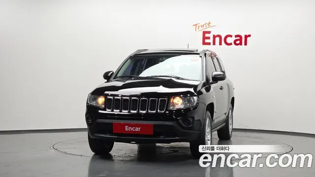 JEEP COMPASS 2012 — 127 335 км, чёрный, Корея — под ключ — фото 3