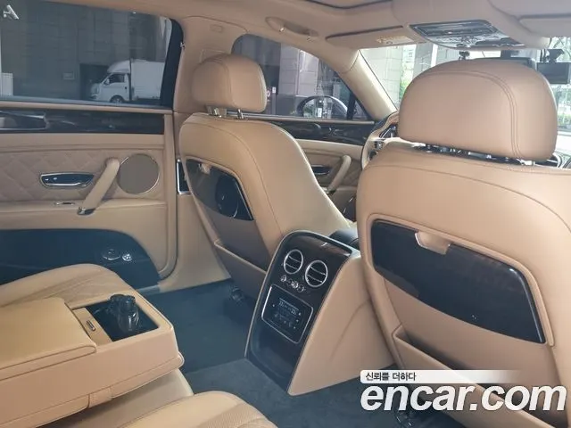 BENTLEY FLYING SPUR 2018