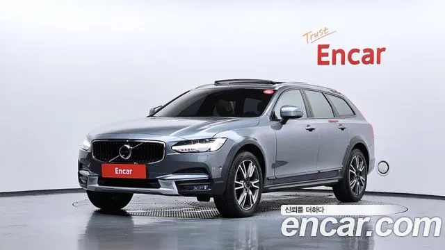 VOLVO V90 CROSS COUNTRY — из Кореи под ключ