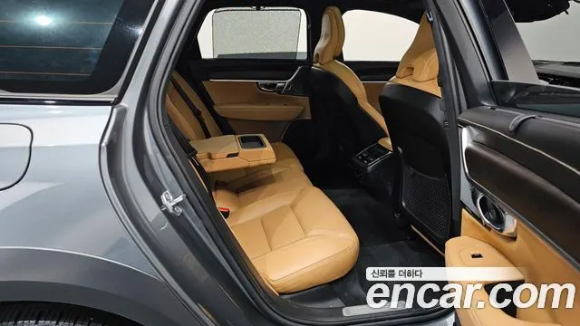 VOLVO V90 CROSS COUNTRY 2019 — 182 606 км, серый, Корея — под ключ — фото 11