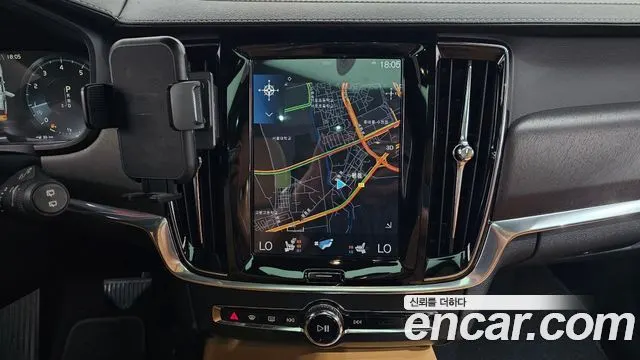 VOLVO V90 CROSS COUNTRY 2019 — 182 606 км, серый, Корея — под ключ — фото 12