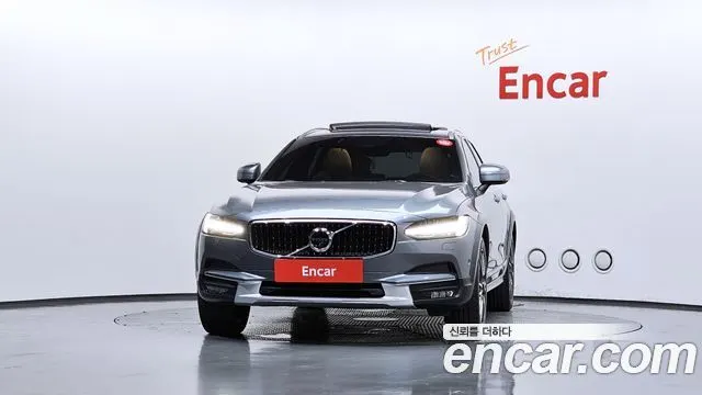 VOLVO V90 CROSS COUNTRY 2019 — 182 606 км, серый, Корея — под ключ — фото 3
