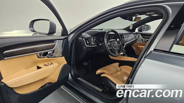 VOLVO V90 CROSS COUNTRY 2019 — 182 606 км, серый, Корея — под ключ — фото 10