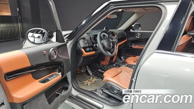 MINI COOPER S COUNTRYMAN 2022 — 26 396 км, серебристо-серый, Корея — под ключ — фото 10