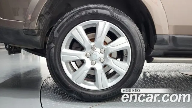 LAND ROVER DISCOVERY 4 2016 — 106 121 км, светло-золотистый, Корея — под ключ — фото 5