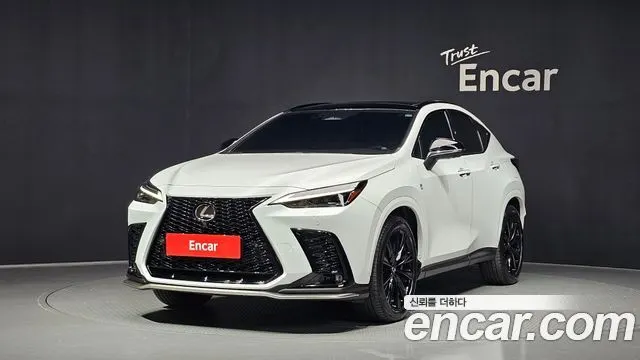LEXUS NX450H+ 2025