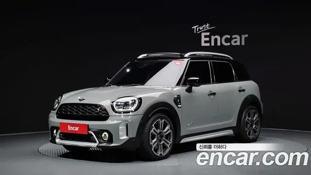 MINI COOPER S COUNTRYMAN 2022 — 26 396 км, серебристо-серый, Корея — под ключ — фото 1