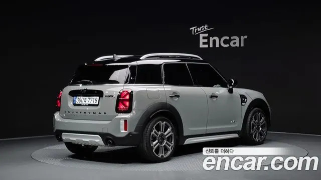 MINI COOPER S COUNTRYMAN 2022 — 26 396 км, серебристо-серый, Корея — под ключ — фото 2