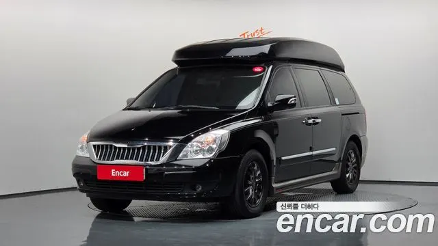 KIA CARNIVAL R 2010