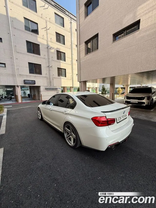 BMW 3 SERIES 2017 — 55 000 км, белый, Корея — под ключ — фото 6