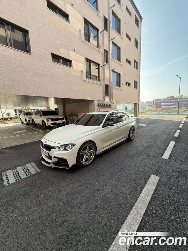 BMW 3 SERIES 2017 — 55 000 км, белый, Корея — под ключ — фото 7