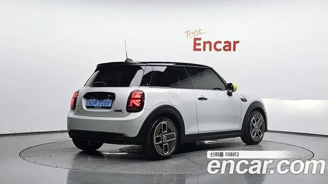 MINI COOPER ELECTRIC 2022 — 70 900 км, серебристый, Корея — под ключ — фото 2