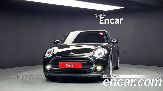 MINI COOPER D CLUBMAN 2018 — 128 491 км, чёрный, Корея — под ключ — фото 3