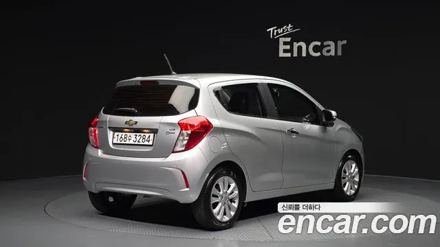 CHEVROLET SPARK 2017 — 162 405 км, серебристо-серый, Корея — под ключ — фото 2