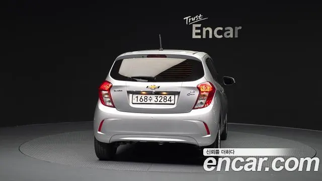 CHEVROLET SPARK 2017 — 162 405 км, серебристо-серый, Корея — под ключ — фото 4