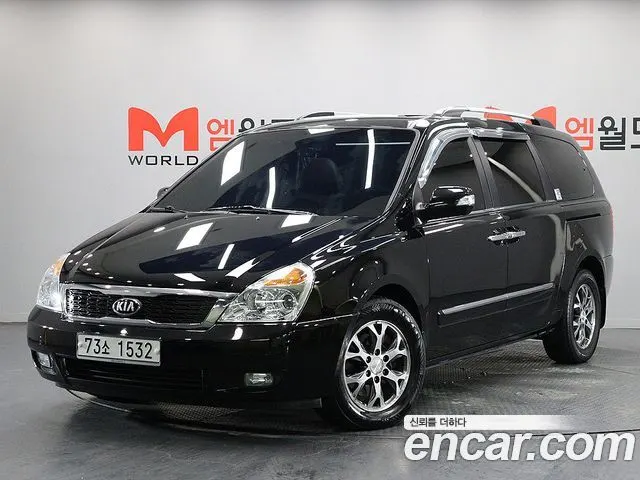 KIA CARNIVAL R 2013