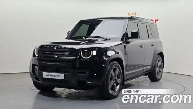 LAND ROVER DEFENDER 2026