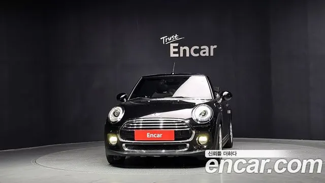 MINI COOPER CONVERTIBLE 2018 — 115 544 км, чёрный, Корея — под ключ — фото 3
