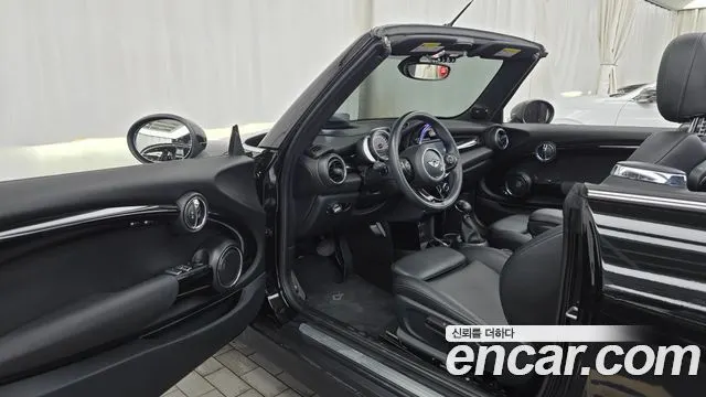 MINI COOPER CONVERTIBLE 2018 — 115 544 км, чёрный, Корея — под ключ — фото 10