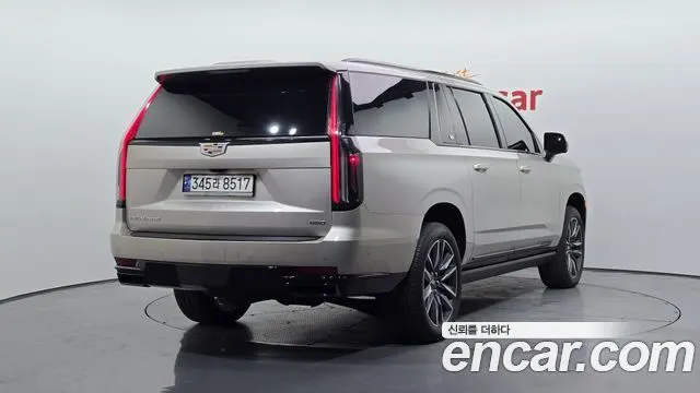 CADILLAC ESCALADE 2023 — 53 436 км, светло-золотистый, Корея — под ключ — фото 2