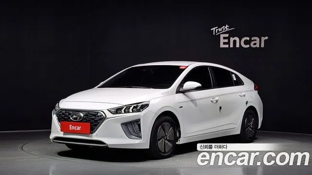 HYUNDAI IONIQ HYBRID 2020