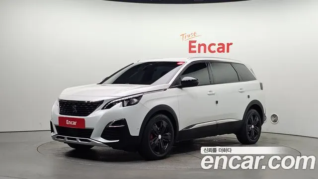 PEUGEOT 5008 2019