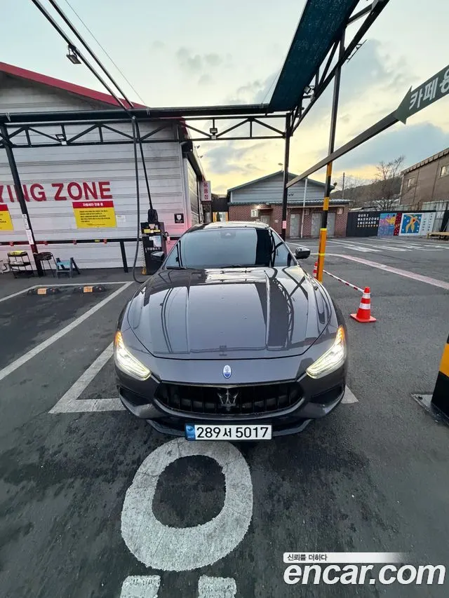 MASERATI GHIBLI 2018