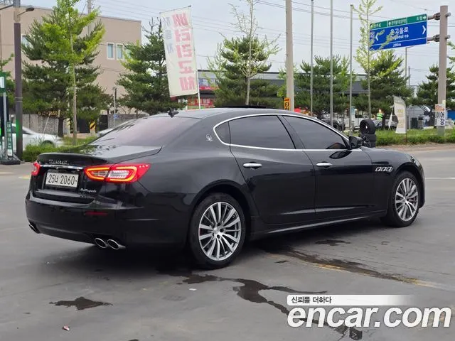 MASERATI QUATTROPORTE 2017 — 168 000 км, Корея — под ключ — фото 2