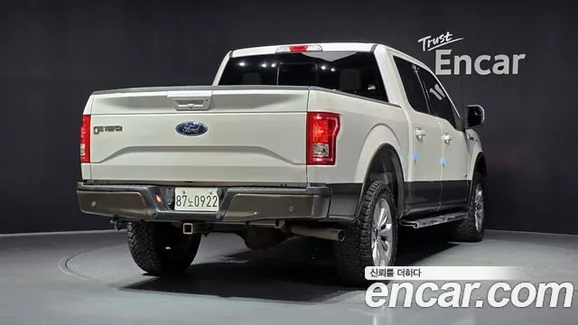 FORD F150 2017 — 127 076 км, белый-перламутр, Корея — под ключ — фото 2