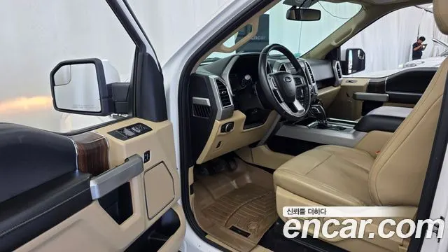 FORD F150 2017 — 127 076 км, белый-перламутр, Корея — под ключ — фото 10