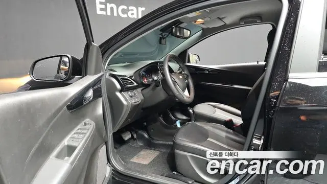 CHEVROLET SPARK 2019 — 20 571 км, чёрный, Корея — под ключ — фото 10