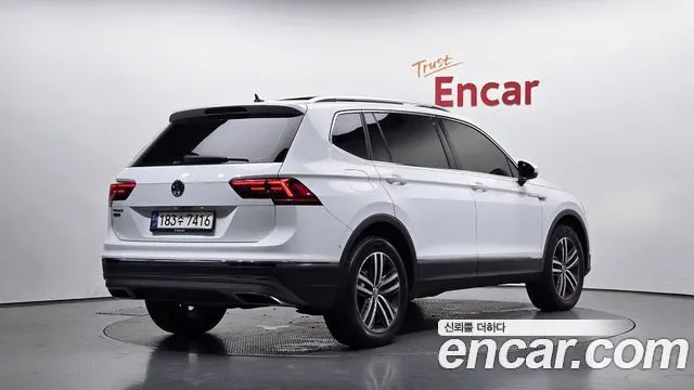 VOLKSWAGEN TIGUAN ALLSPACE 2020 — 81 899 км, белый, Корея — под ключ — фото 2