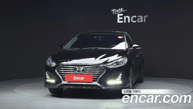 HYUNDAI SONATA HYBRID 2019 — 20 317 км, чёрный, Корея — под ключ — фото 3