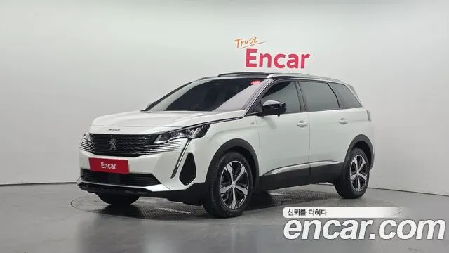PEUGEOT 5008 2022