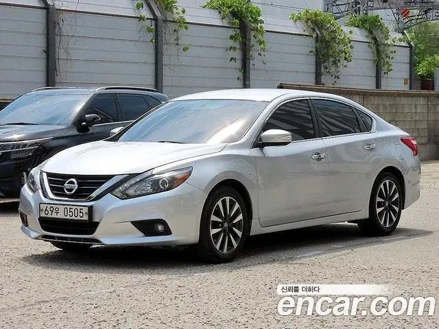 NISSAN ALTIMA 2017 — 99 124 км, серебристый, Корея — под ключ — фото 2